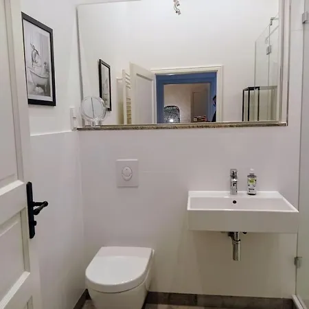 Loft Nahe Schloss Charlottenburg 아파트 *